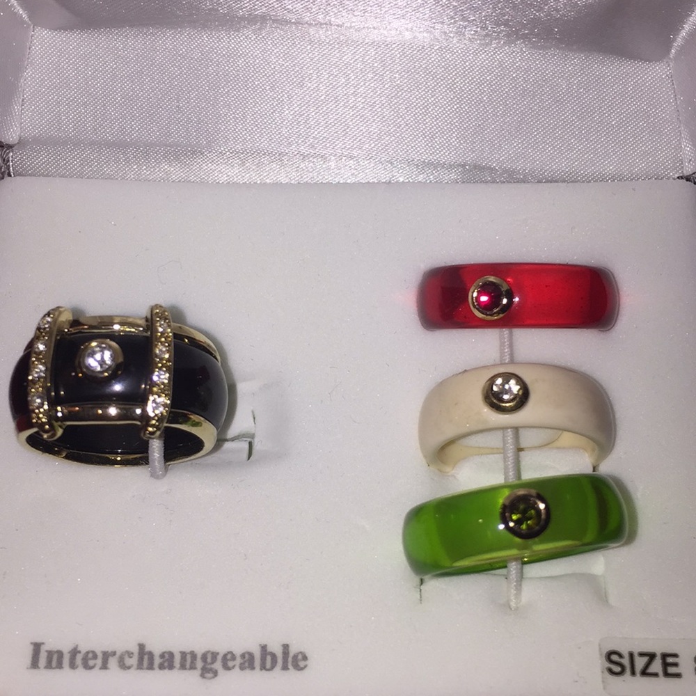 NIB Rings Roman Social Set Crystals Black Red Sz 8